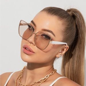 Decor Cat Eye Sunglasses